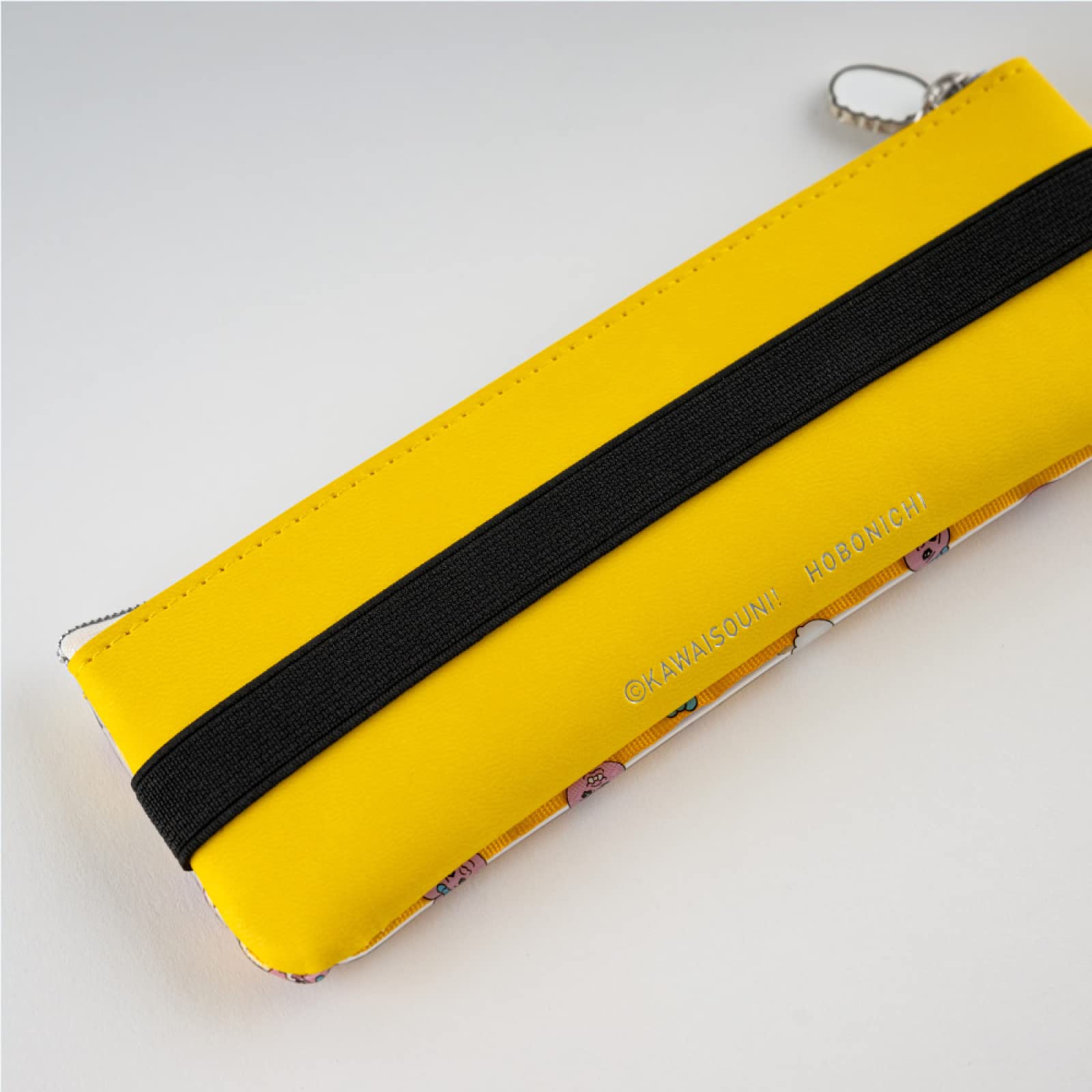 Amazon | ほぼ日 可哀想に! /おぱんちゅうさぎ バンド付きペンケース